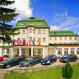 Отель Palace Club, Шпиндлерув-Млин