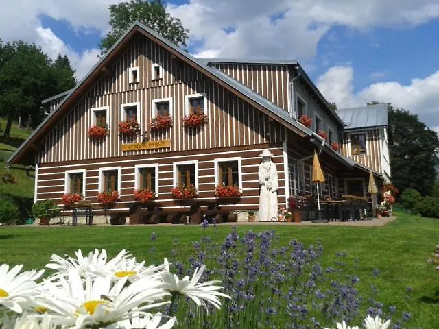 U Novotnych Guest House Spindleruv Mlyn 2*,  Czech Republic